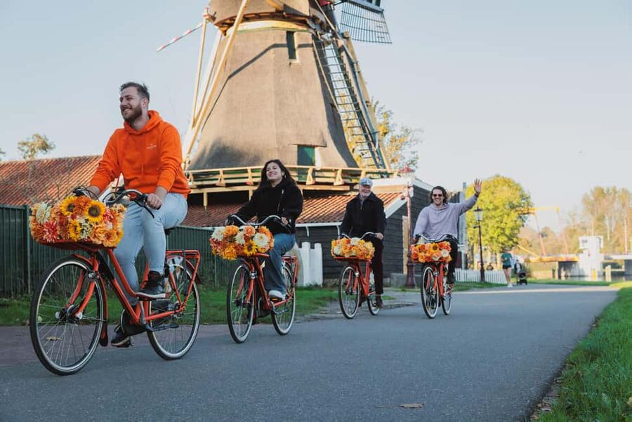 Amsterdam: Cheese Tasting, Windmill & Countryside Bike Tour - IJ River crossing by ferry and Durgerdam’s slower pace