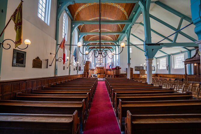 Amsterdam: Christmas Concert of Vivaldi, Mozart, Bach & more - Price and Value for a One-Hour Live Classical Concert in Amsterdam