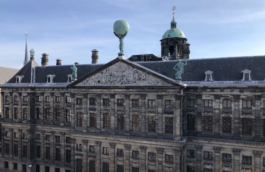 Amsterdam: City Center Walking Tour in italian - Why this Amsterdam center walk makes sense in 2-2.5 hours