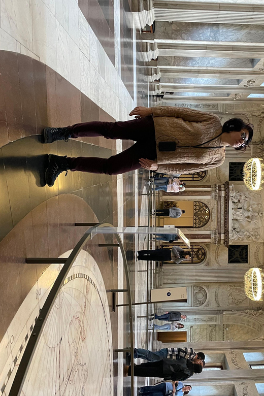 Amsterdam: City Highlights Walking Tour - Dutch bike culture, daily life, and the meaning of freedom