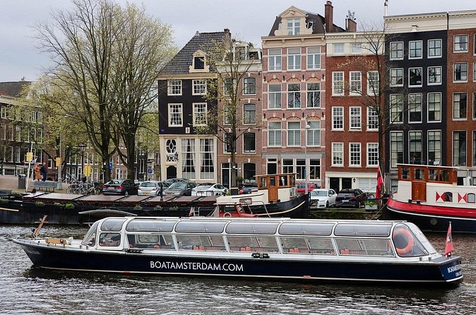 Amsterdam Classic Canal Cruise with Live Guide - When to choose this cruise (and when to skip it)