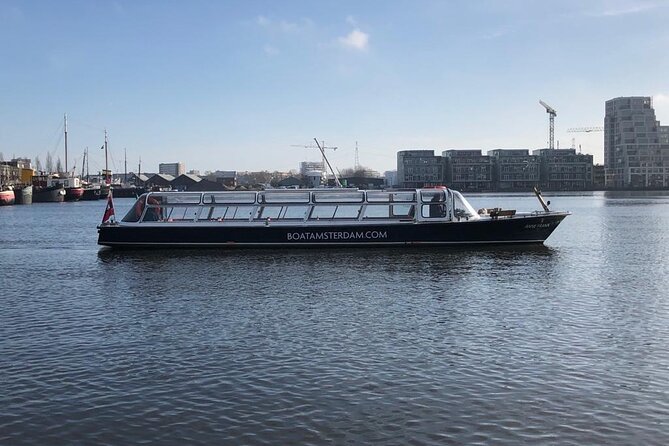 Amsterdam Classic Canal Cruise with Live Guide and Two Drinks - Price and Value: What You Pay for With Two Drinks and a Guide
