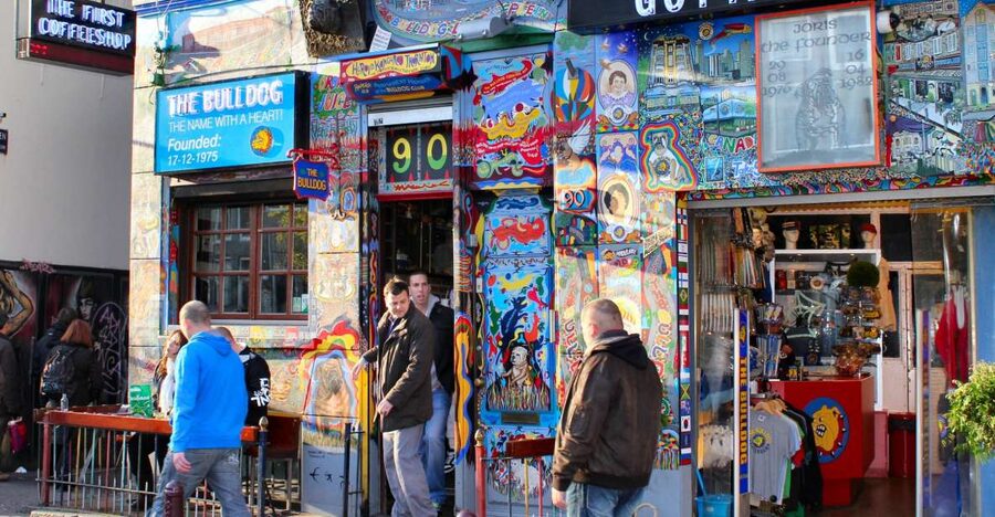 Amsterdam: Coffee Shops Walking Tour - Key things I’d pay attention to