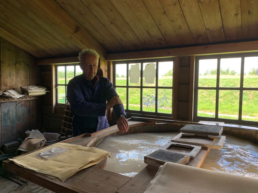Amsterdam: Countryside Bike Tour and Zaanse Schans Windmills - Windmills, Sawmills, and the Paper Mill Connection to the 1600s