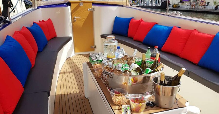 Amsterdam: Covered Canal Booze Cruise with Unlimited Drinks - The 60-Minute Canal Route, Stop by Stop