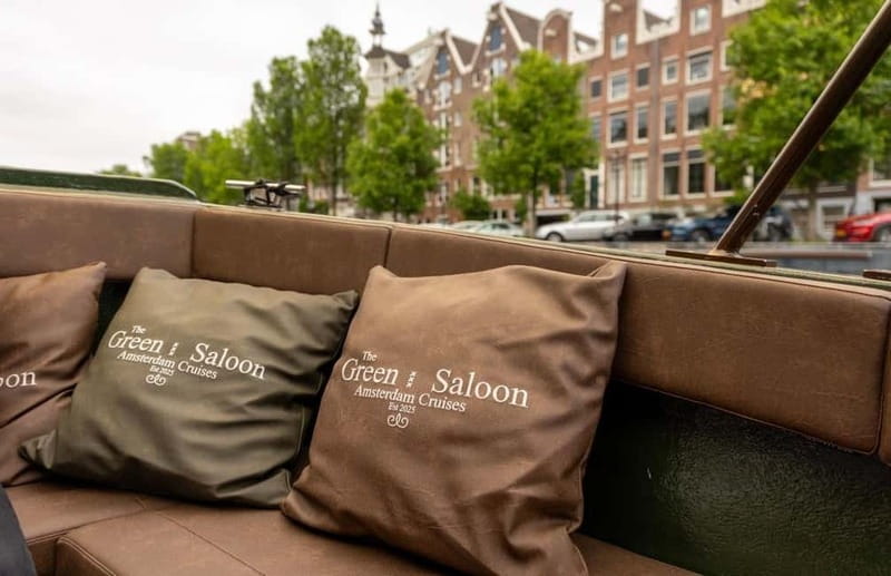 Amsterdam: Covered Heated Canal Cruise with Bitterballen - Drinks and cocktails: how the onboard menu fits your budget