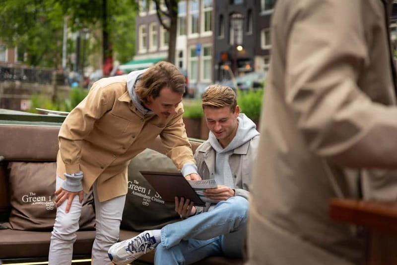 Amsterdam: Covered Heated Canal Cruise with Bitterballen - Meeting the Challenger by Central Station without stress