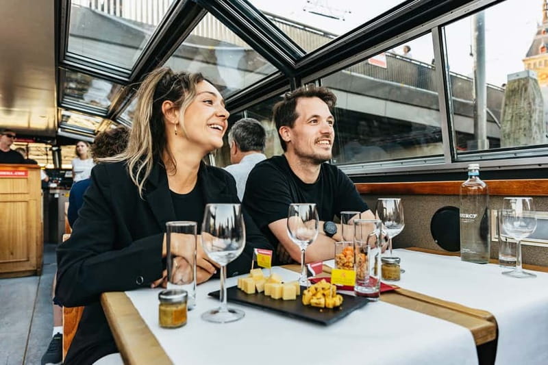 Amsterdam: Cozy Cheese & Wine Cruise Tasting Experience - Damrak Pier 5 start, finding Stromma fast