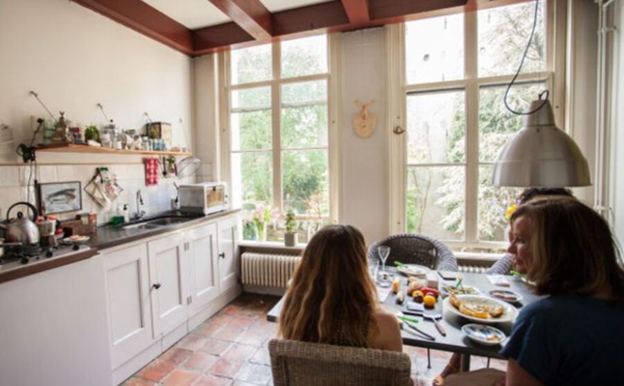 Amsterdam: Craft Dutch Pancakes in Charming Canal House - Key things that make this class worth your time