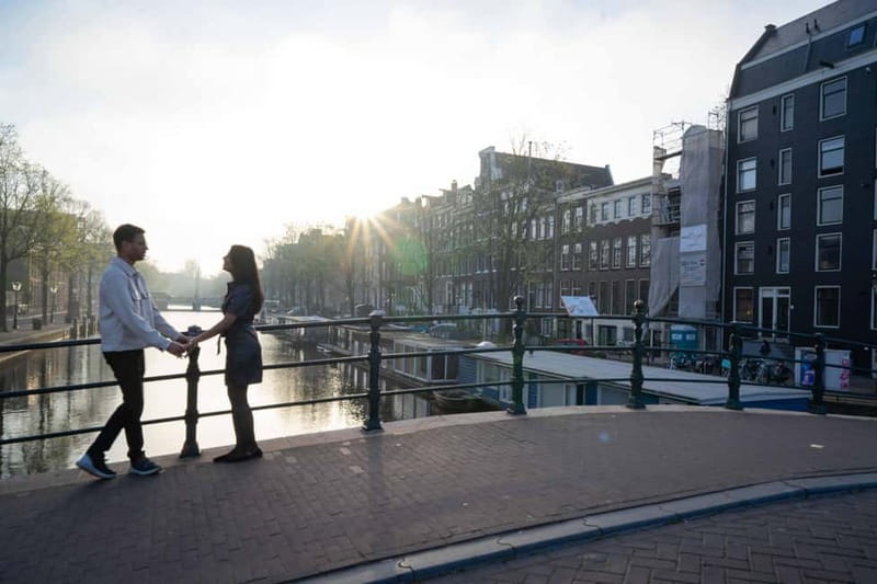 Amsterdam: Customizable Photography Tour with 9-10 Photos - Canals, alleyways, and the angles that make photos feel real