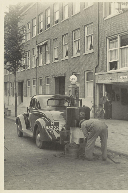 Amsterdam: Cycling along the World War Two spots - Price and what you actually get for $47