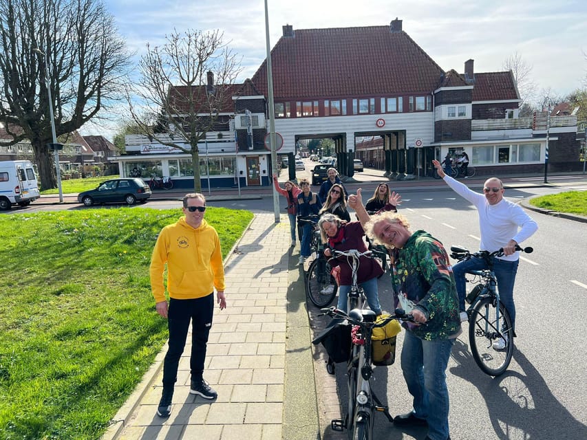 Amsterdam: Dutch Countryside E-Bike with Cheese & Clogs - Should You Book This Amsterdam Countryside E-bike Tour?