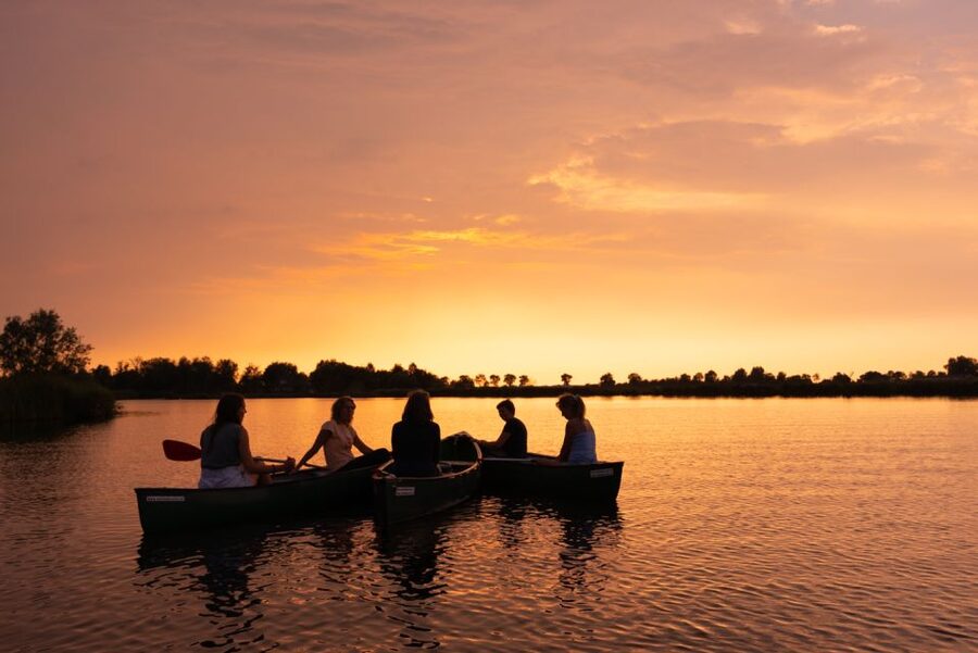Amsterdam: Dutch Countryside Sunset Canoe Tour - Price and value: what $92 buys in real terms