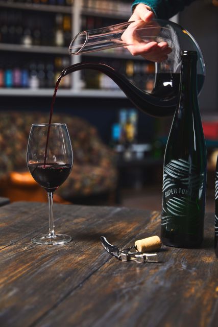 Amsterdam: Dutch Wine Tasting with Sommelier - How the sommelier turns tasting into something you can remember