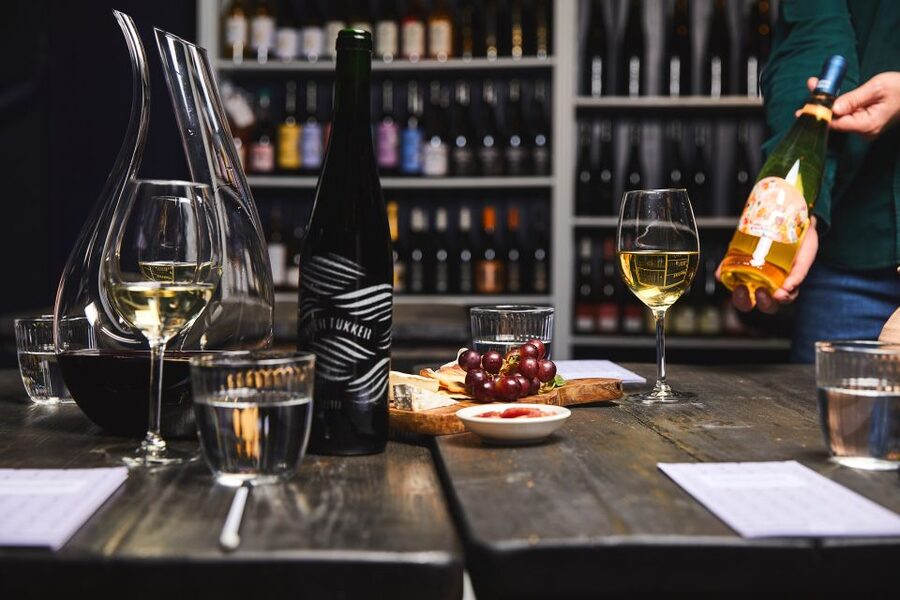 Amsterdam: Dutch Wine Tasting with Sommelier - The five-wine flight, from crisp whites to orange wine