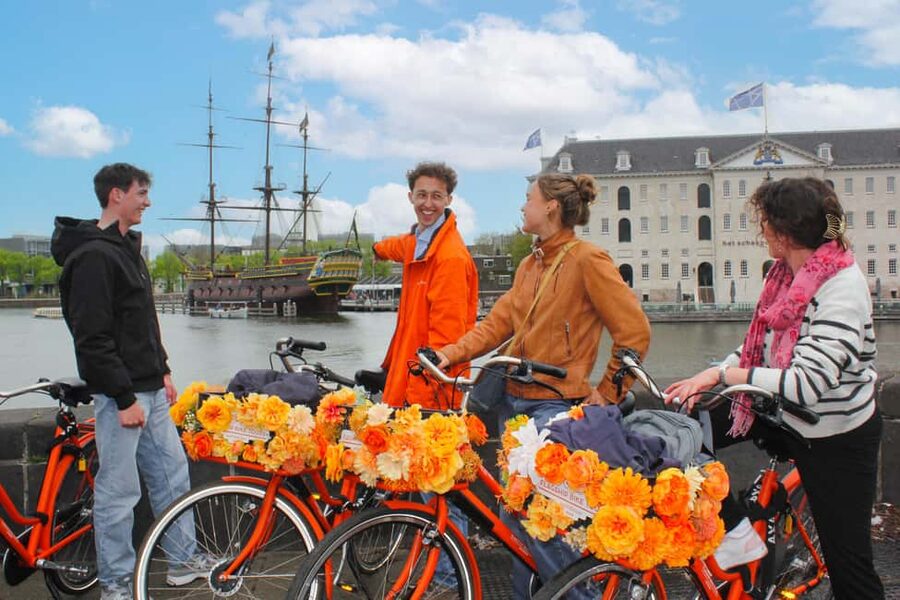 Amsterdam: E-Bike, Cheese, Windmill & Countryside Tour - Windmill time: traditional milling, no Zaanse Schans detour