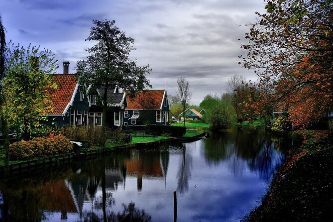 Amsterdam E Bike Tour to the Windmills of Zaanse Schans - Price and value of a 40 km e-bike day
