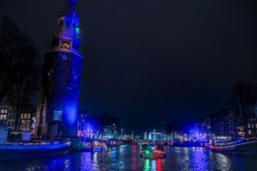 Amsterdam: Evening Candle Light Cruise With Wine & Cheese - Who This Cruise Is Best For (And Who Should Skip It)