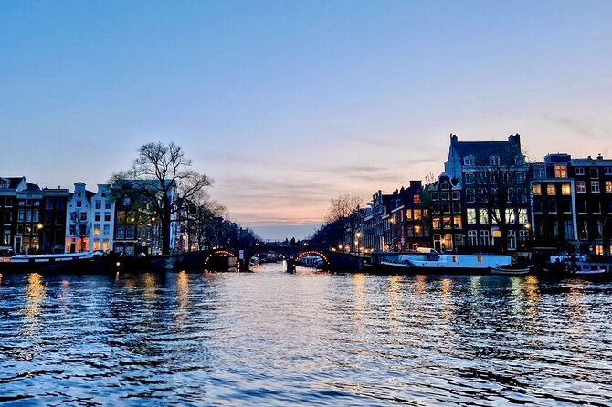 Amsterdam Evening Cruise in Small Group - UNESCO Canal Belt: Singel, Herengracht, Keizersgracht, and Prinsengracht