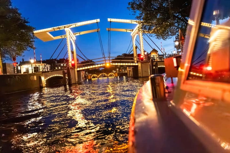 Amsterdam: Evening Cruise with Optional Wine and Snacks - Who This Cruise Fits Best (and Who Might Skip It)