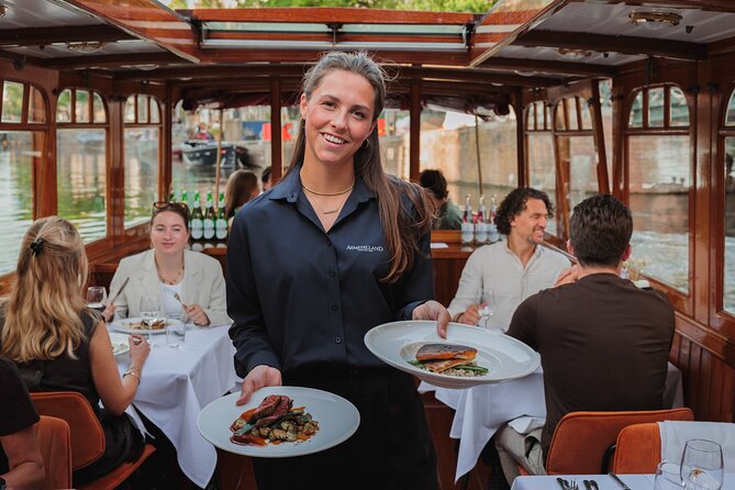 Amsterdam: Exclusive Dinner Canal Cruise - The route on the Amstel: Skinny Bridge, Dancing Houses, and the city’s origin story