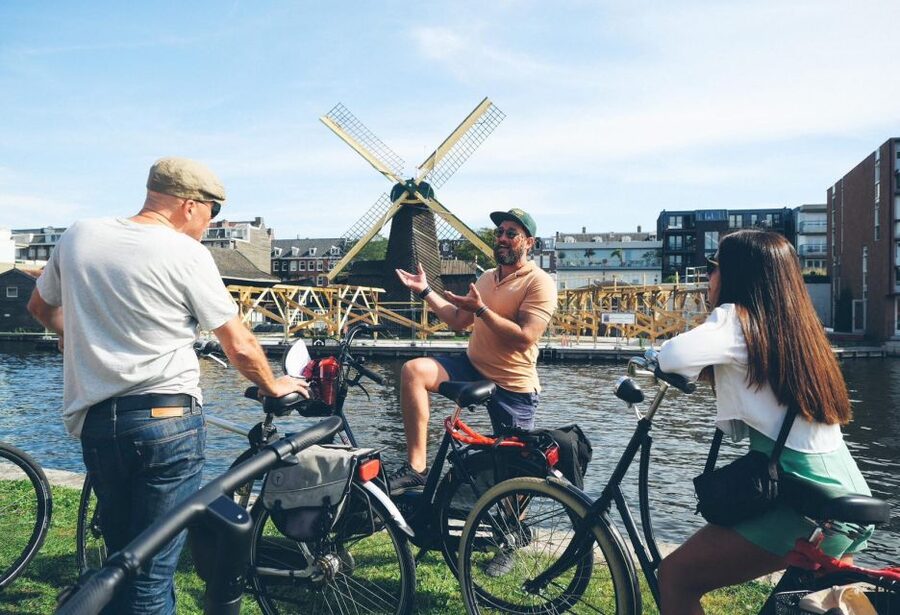 Amsterdam: Explore the City Highlights by Bike - Why this 2.5-hour route is the smart start to Amsterdam