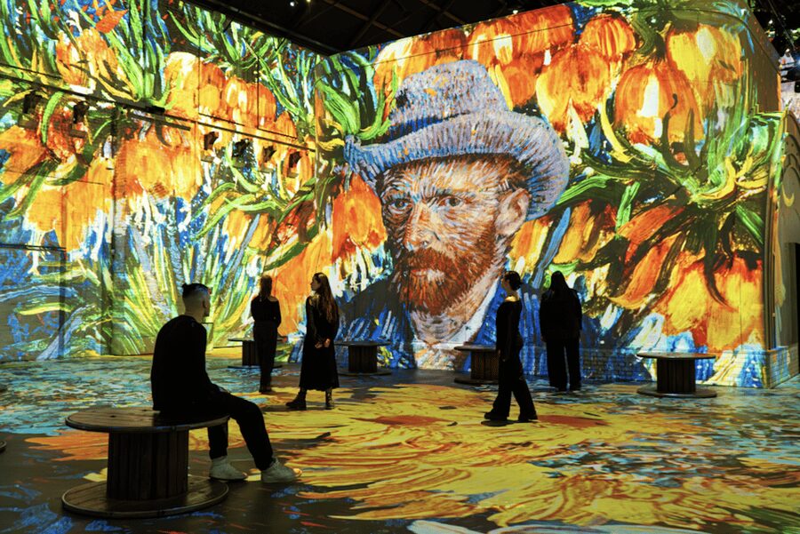 Amsterdam: Fabrique des Lumières Dutch Masters Ticket - The Dutch Masters show: Vermeer, van Gogh, Rembrandt, and friends in motion