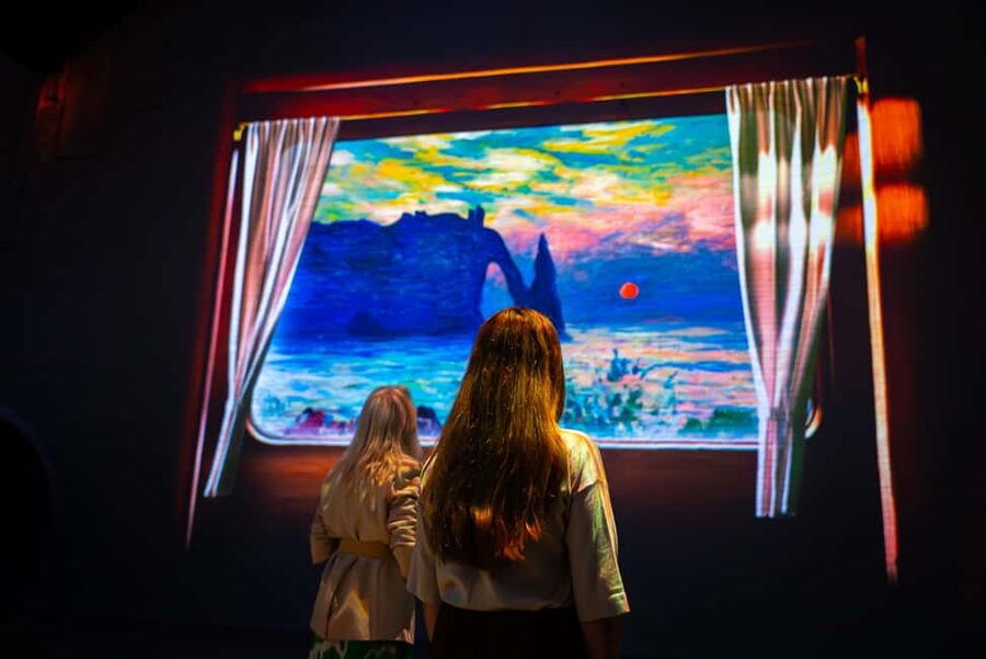 Amsterdam: Fabrique des Lumières Monet Entry Ticket - Rooms, viewing angles, mirror spots, and photo etiquette