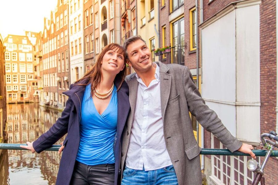 Amsterdam Family Friendly Historical Walking Tour - Meeting at Singel 399, 3hg, Beside the Red Hood Grandma