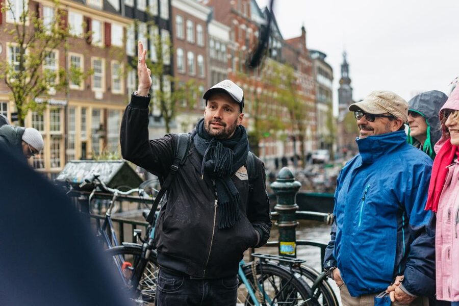 Amsterdam: Food and Culture Walking Tour with Tastings - Who this tour is best for (and who should skip it)