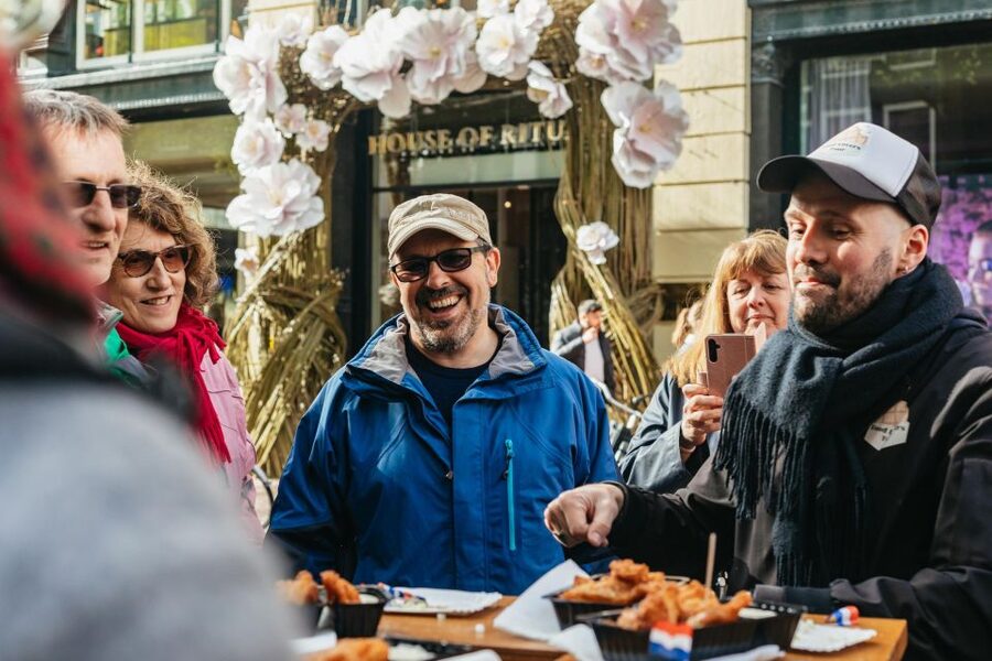 Amsterdam: Food and Culture Walking Tour with Tastings - A guide-led walking tour where the stories come with the bites