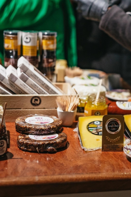 Amsterdam: Food and Culture Walking Tour with Tastings - Begijnhof and Royal Palace area, where the food stories fit the setting