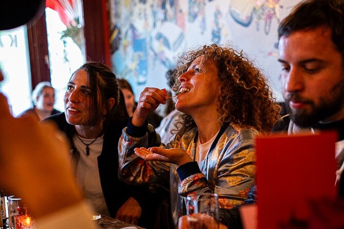 Amsterdam Food Tour: +10 Tastes, Culture and Canals with Sherpa - Runstraat’s Cheese Shop: A Four-Cheese Tasting That Makes Sense