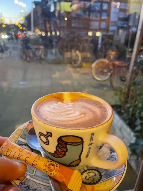 Amsterdam: Food Walking Tour - Street food walk: waffles plus the fried-snack phase