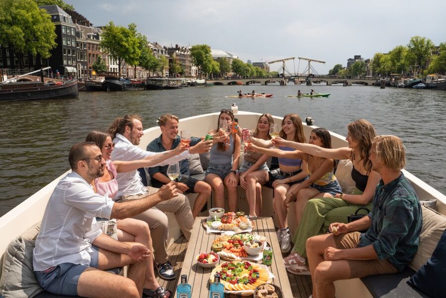 Amsterdam: German Guided Canal Cruise with on Board Bar - Key highlights you should care about