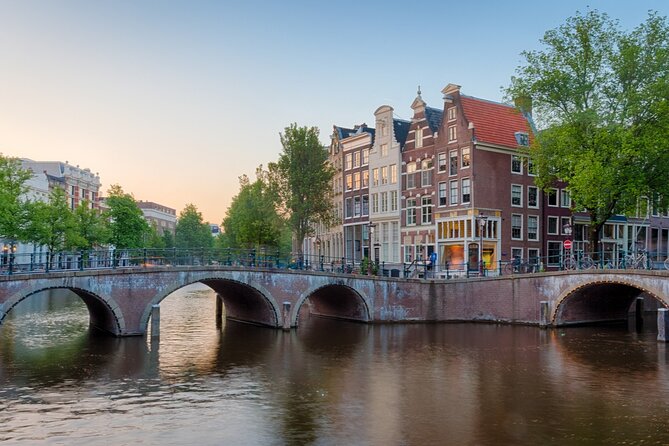 Amsterdam Ghost Hunt: Self-Guided Mystery Adventure - Why the ghost stories and local context are more than gimmicks