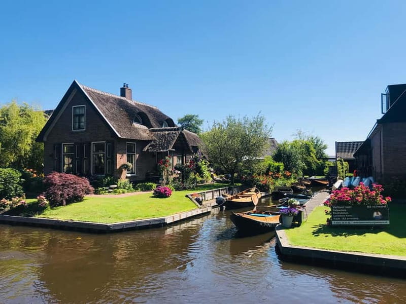 Amsterdam: Giethoorn, Afsluitdijk and Zaanse Schans Day Trip - Key things that make this day trip work