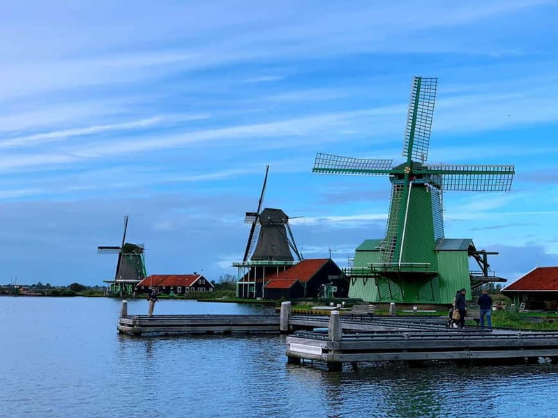 Amsterdam: Giethoorn, Afsluitdijk and Zaanse Schans Day Trip - Price and value for a 10-hour Netherlands hits-pack