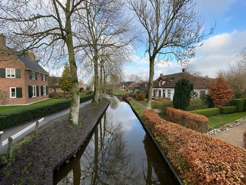 Amsterdam: Giethoorn, Afsluitdijk and Zaanse Schans Day Trip - Afsluitdijk: the dam and dyke you will actually remember