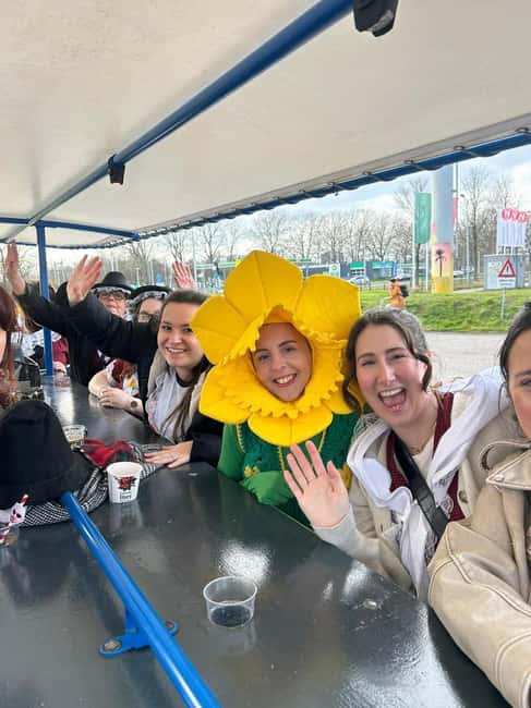 Amsterdam: Guided Beer Bike or Prosecco Bike Tour - Key highlights to look for
