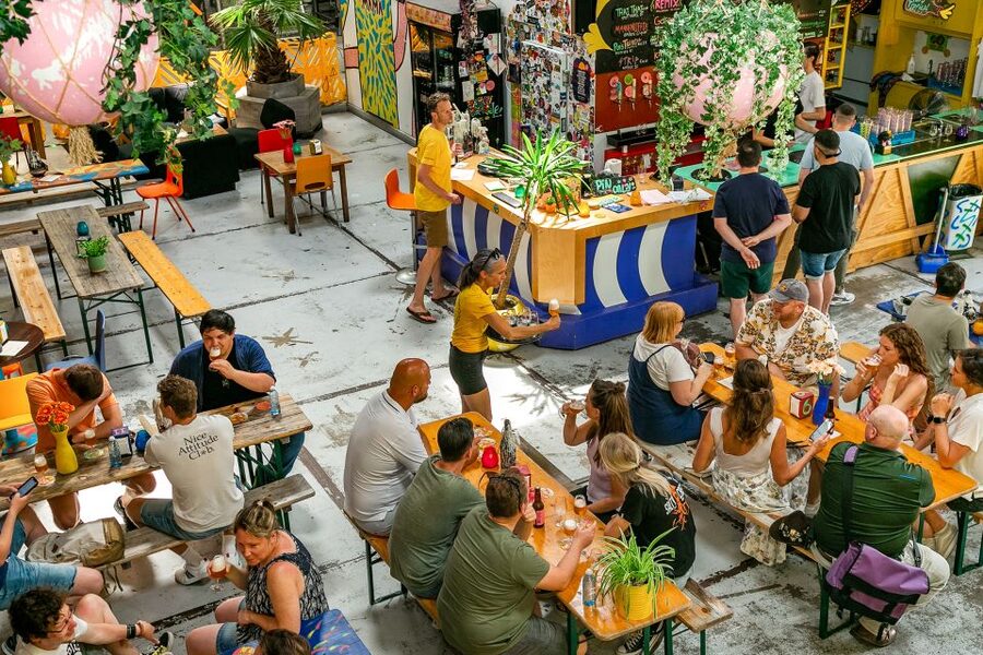 Amsterdam: Guided Craft Beer Brewery Bus Tour with Tastings - The bus ride is part of the experience, not downtime