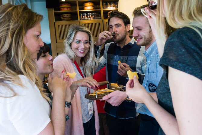 Amsterdam : Guided Cultural Food Tour - Where it all starts: National Monument and Dam Square orientation