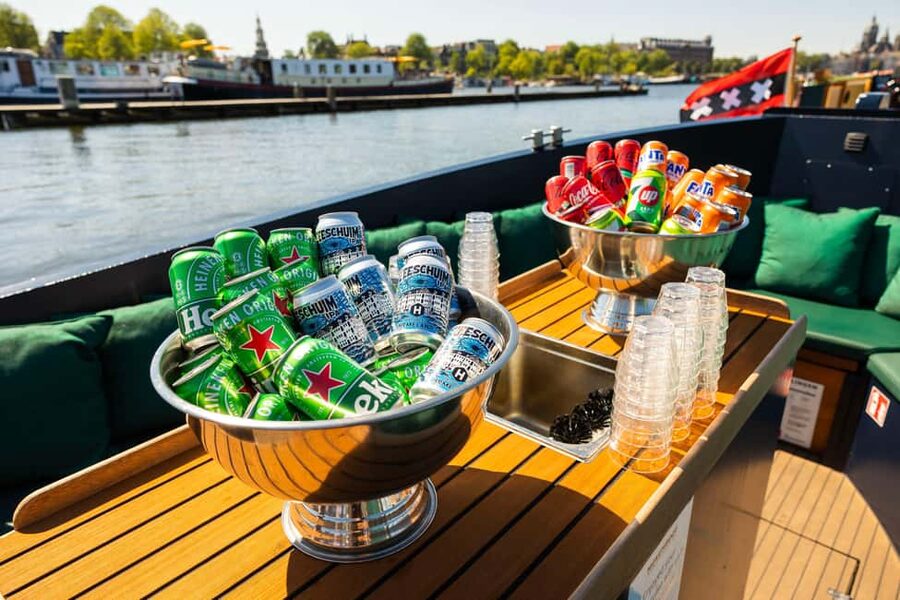 Amsterdam: Guided Open Boat Cruise Unlimited Drinks Option - Quick Hits Before You Go