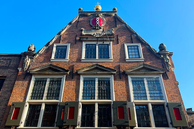 Amsterdam Guided Walking Tour about Rembrandt, private guide - Zuiderkerk, Protestant Amsterdam, and Rembrandt’s family losses