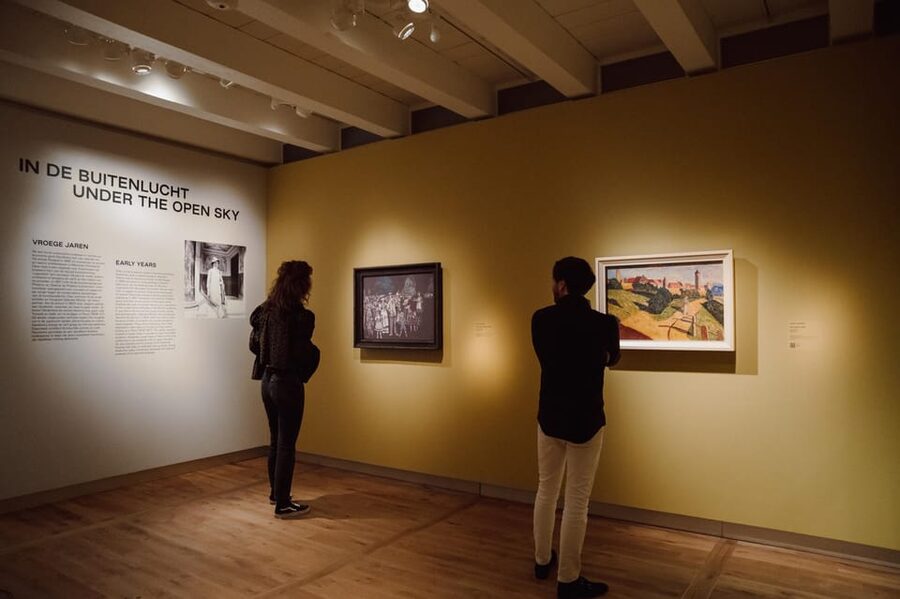 Amsterdam: H'ART Museum Entry Ticket - Should you book this H’ART Museum ticket?