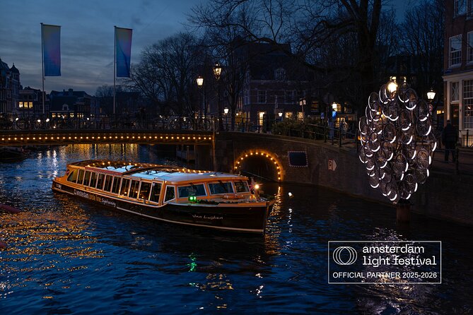 Amsterdam: heated Light Festival Cruise | Incl. Drinks Option - Why a heated covered boat matters more than you think