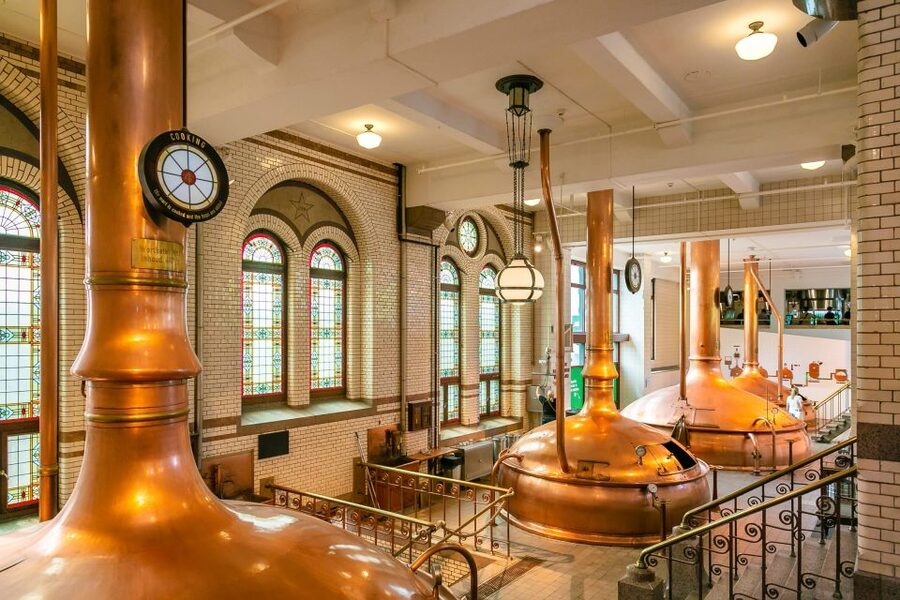 Amsterdam: Heineken Experience Ticket including 2 Drinks - Souvenirs, photo moments, and the personalized bottle idea