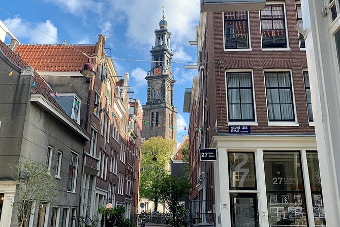 Amsterdam: Hidden Gems Walking Tour in German - Anne Frank House from the outside: useful context without admission pressure