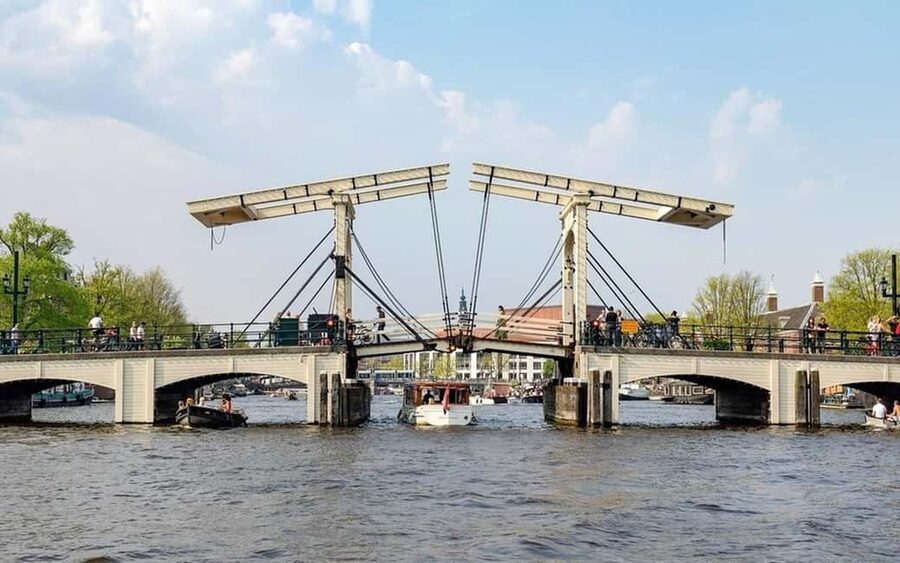 Amsterdam Highlights and Hidden Gems Private Tour - Van Gogh and Rijksmuseum Facades: Great for Photos, Optional for Tickets