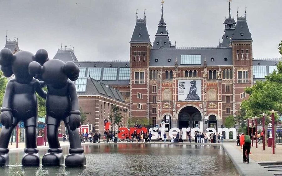 Amsterdam Highlights and Hidden Gems Private Tour - Albert Cuyp Market, Molen Van Sloten, and the Orchard View Moment